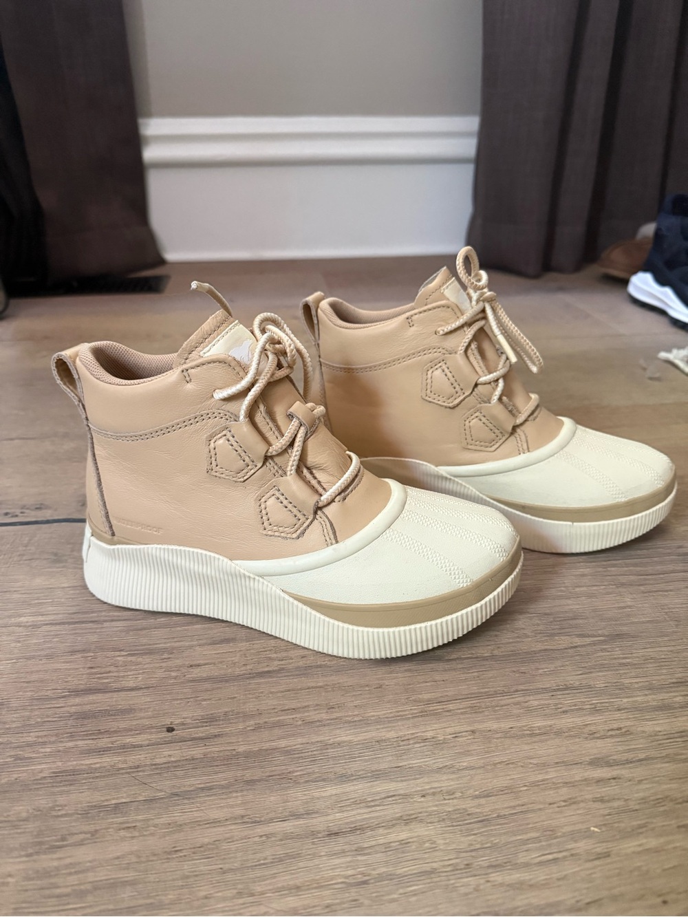 Sorel Out N About IV Classic Waterproof Duck Boot - Beige Rain Boots